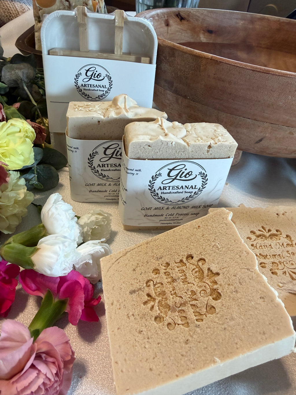 Jabòn de leche de Cabra y Leche de Almendras- Hidrataciòn Nutritiva