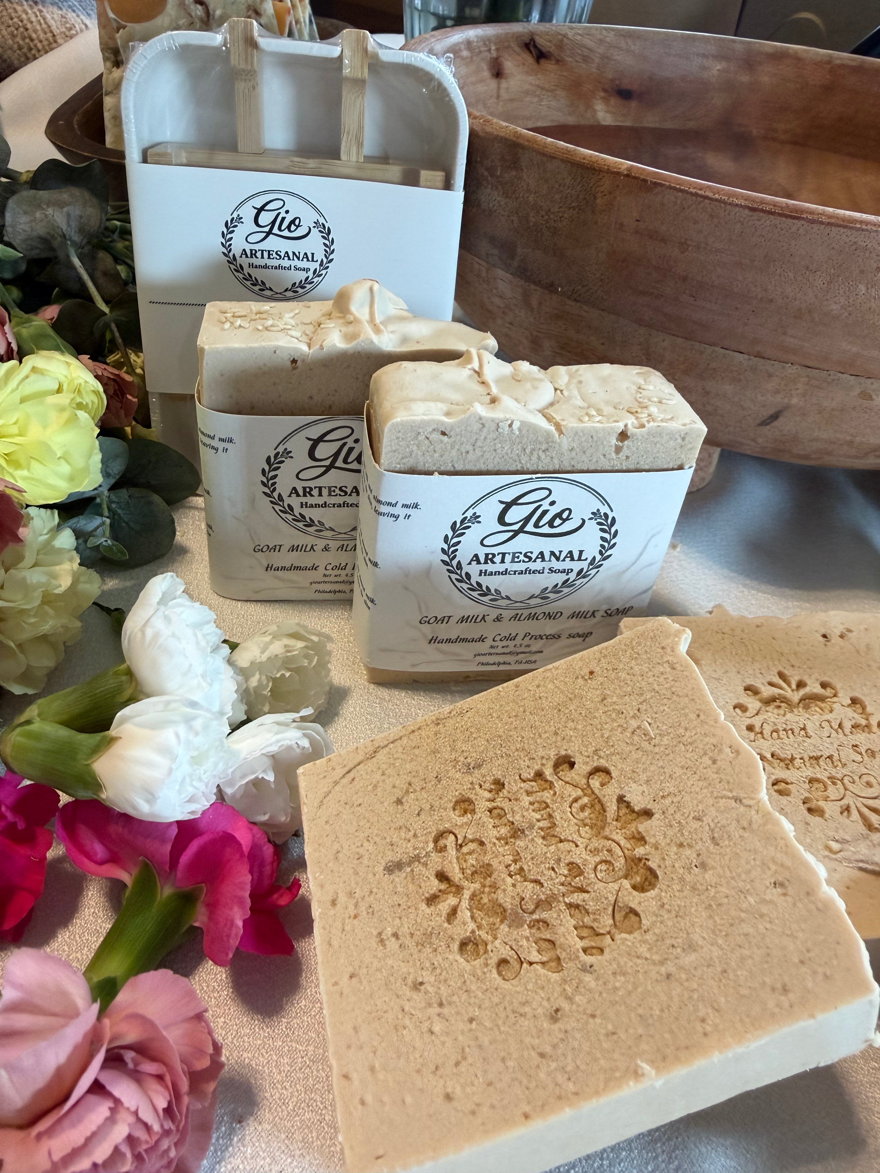 Jabòn de leche de Cabra y Leche de Almendras- Hidrataciòn Nutritiva